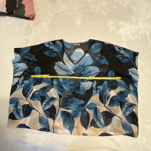 Floral Bathing Suit Cover - Picture 3 of 5